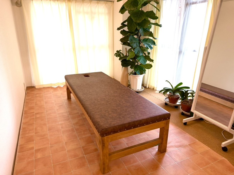 女性専門整体サロンhanasaku